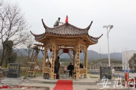 ����һ������������6����Ԫ����ɫ��ͤ